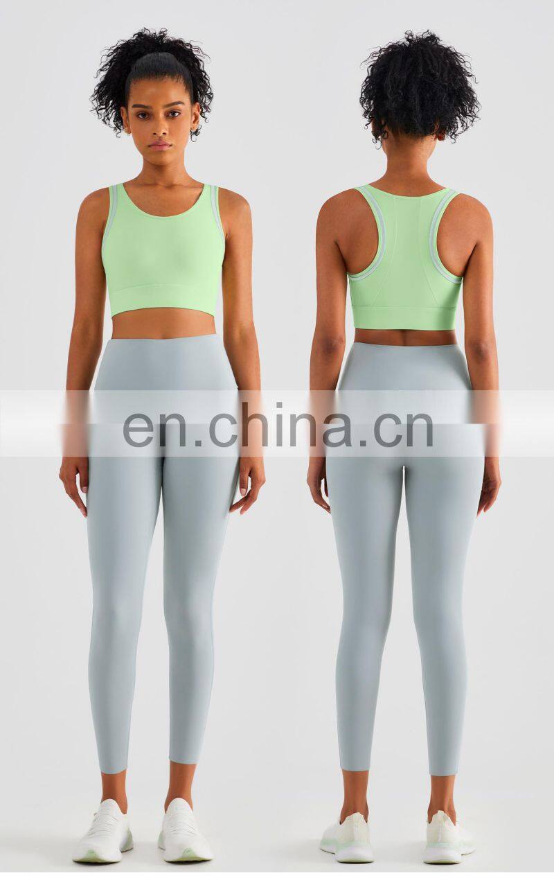 Fixed Pads Contrasting Colors Custom Sports Bras Racer Back High Impact Gym Tops