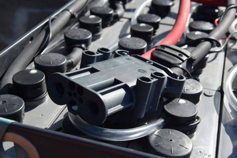 093e1c86469d56a32f0d4bfe5bb4d4f