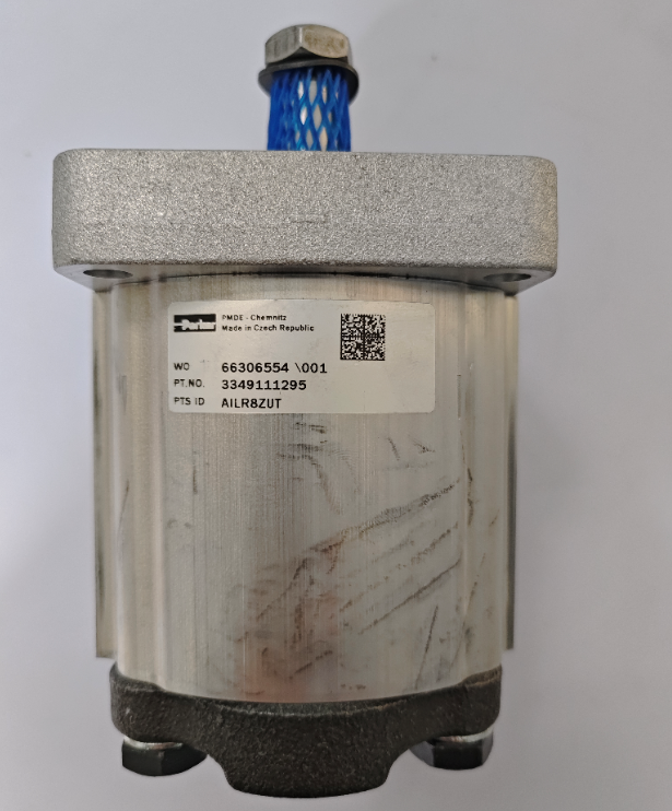 Parker Hydraulic Internal Gear Pump PGP517B0330CD1H3NP4P2C-517A023