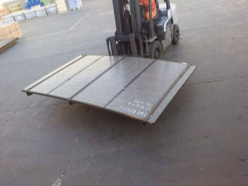 SAW bimetallic abrasion resistant steel plate submerged arc wear plate