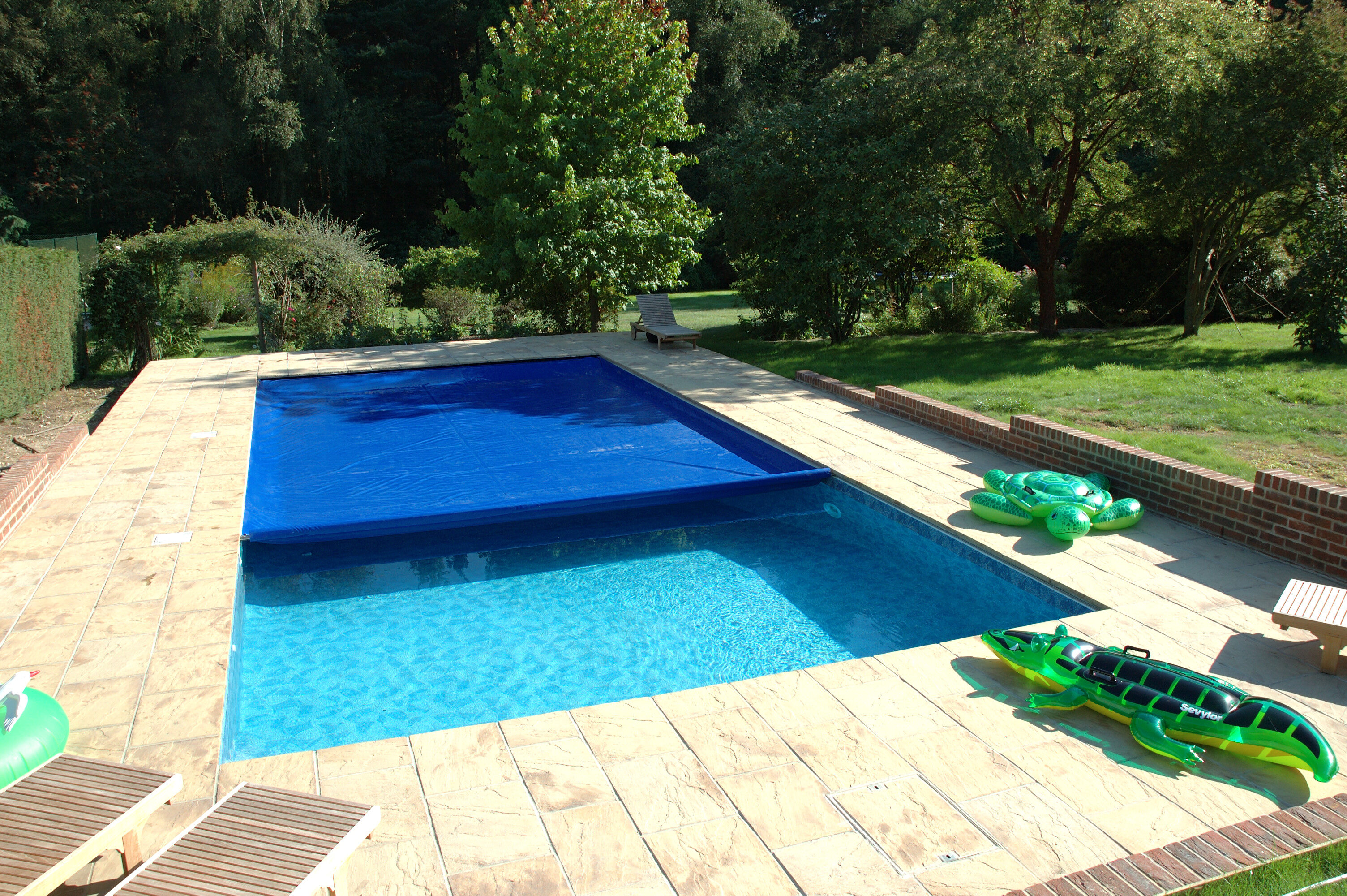 Foshan Peng Ruishi Swimming Pool Equipment Co., Ltd. company overview - view 3