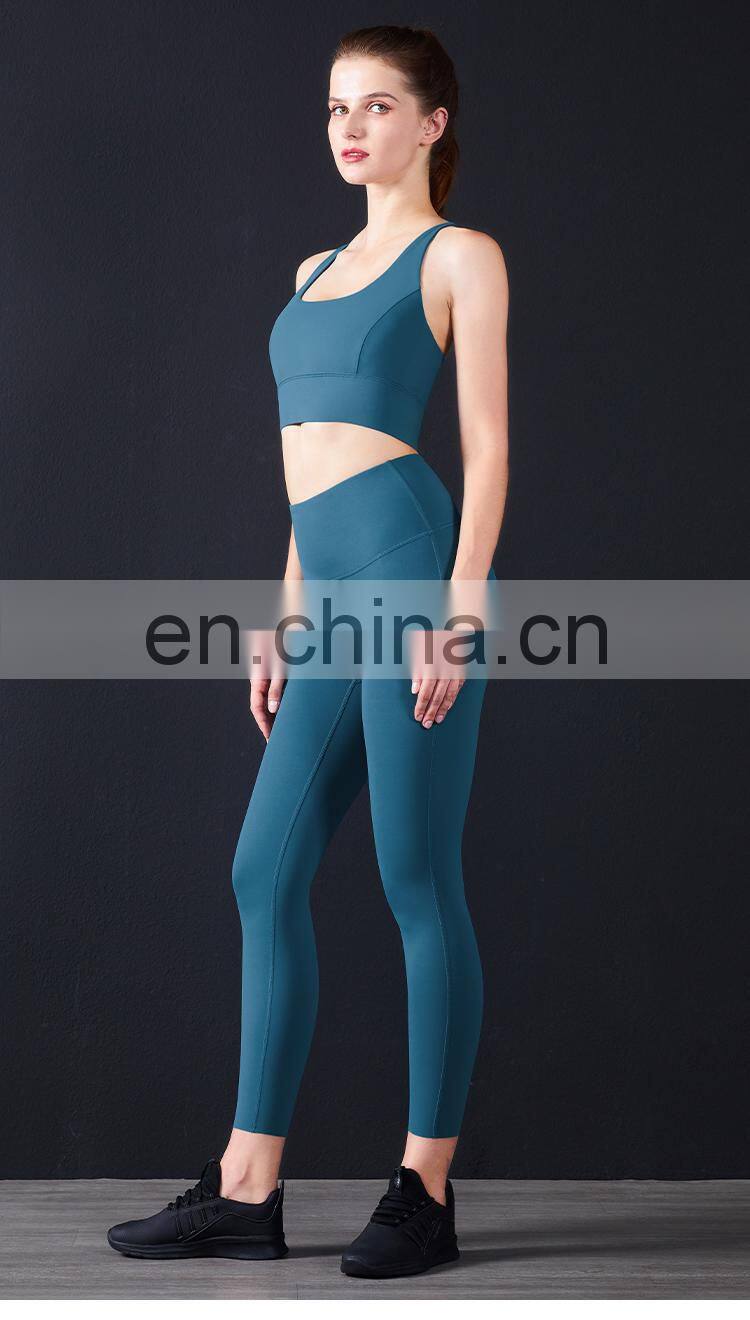 Hot Sale  Women Fitness Sexy Backless Yoga Set Custom Workout Breathable Gym Activewear