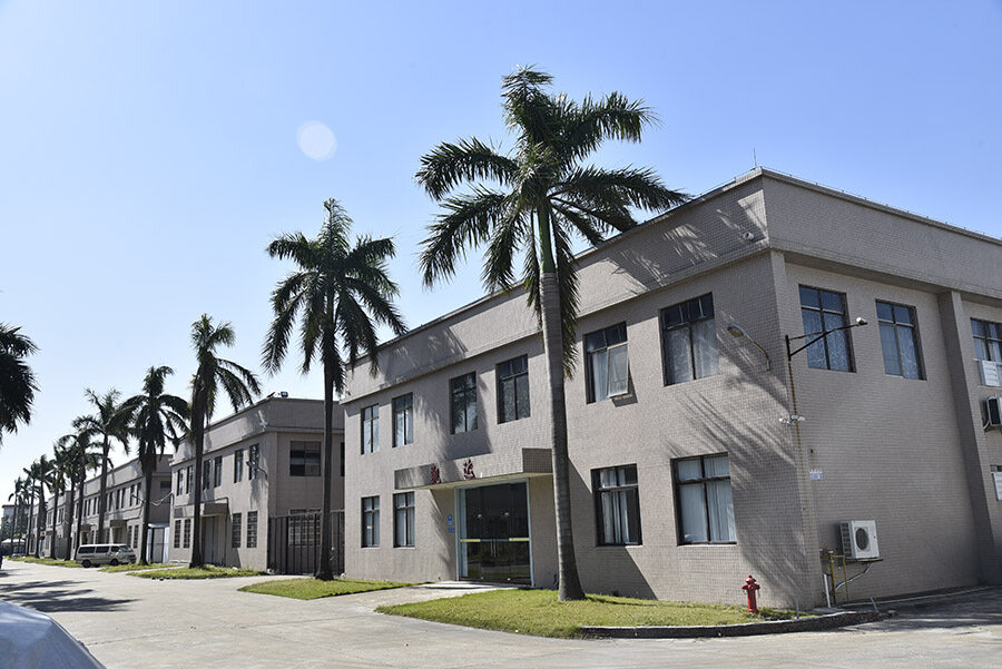 Guangzhou Yick Tak Blister Packaging Factory company overview - view 1