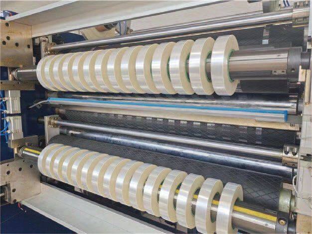 Protective film slitting machine: dust-free and perfect care