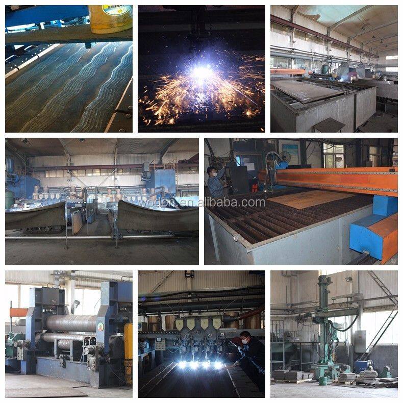 Chromium carbide overlay seamless abrasion resistant plate