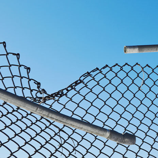 how to repair chain link fence (4)