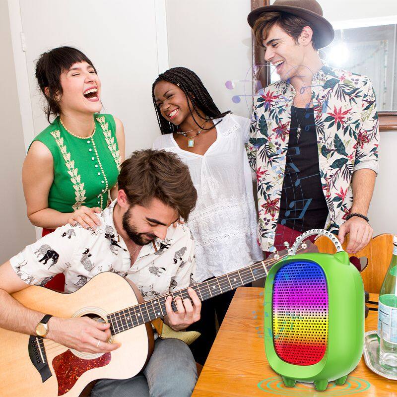 2023 hot sell portable wireless 4-inch speaker 8W power mini bluetooth speaker with colorful lights