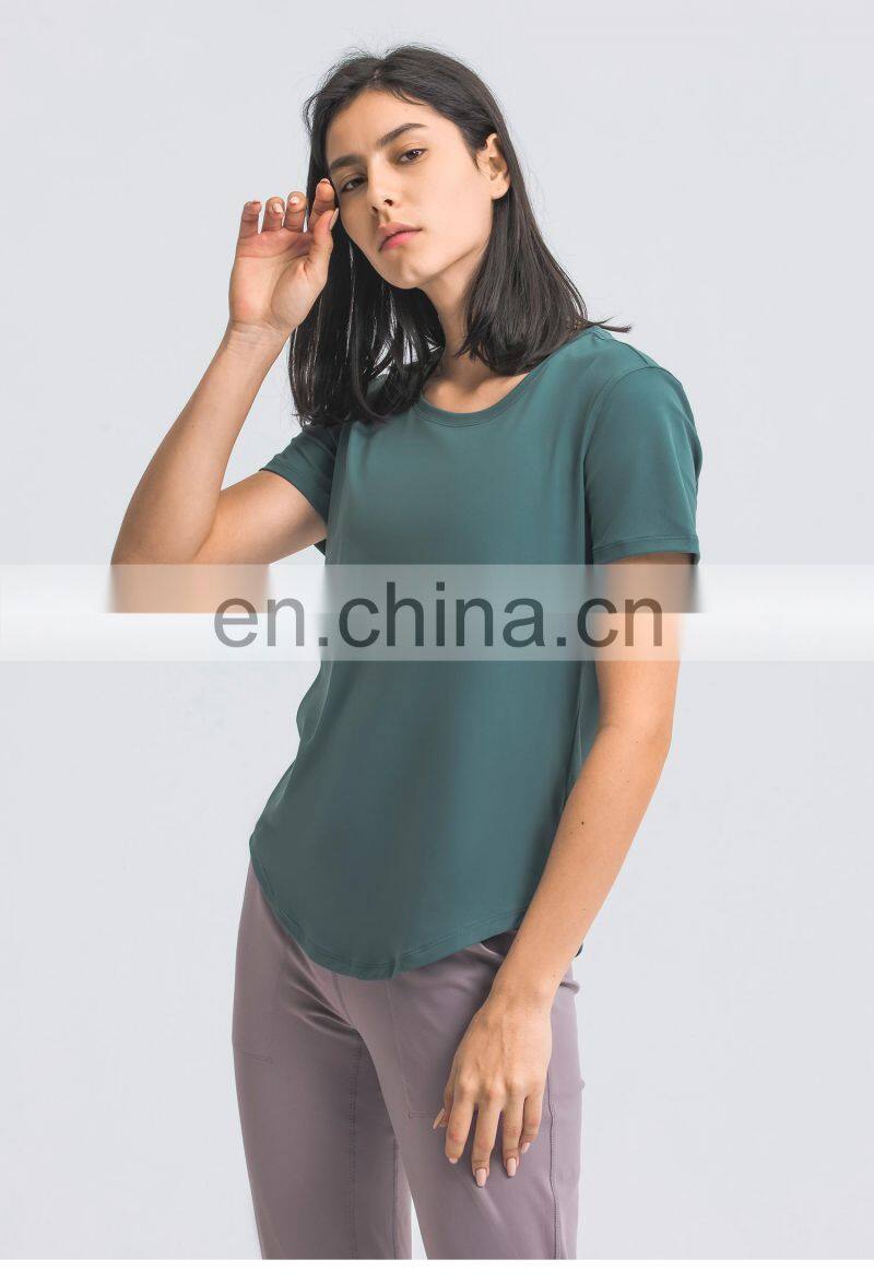 Wholesale Women Breathable Gym Oversized Yoga Tops U Hem Fitness Sports T-Shirts