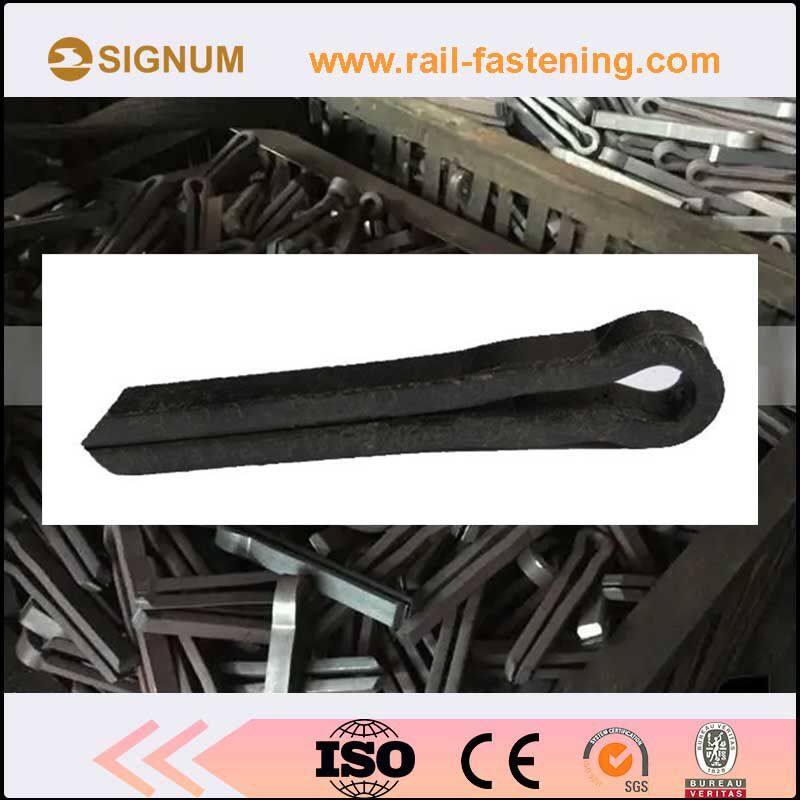 Signum-Railroad-Track-Spike-17