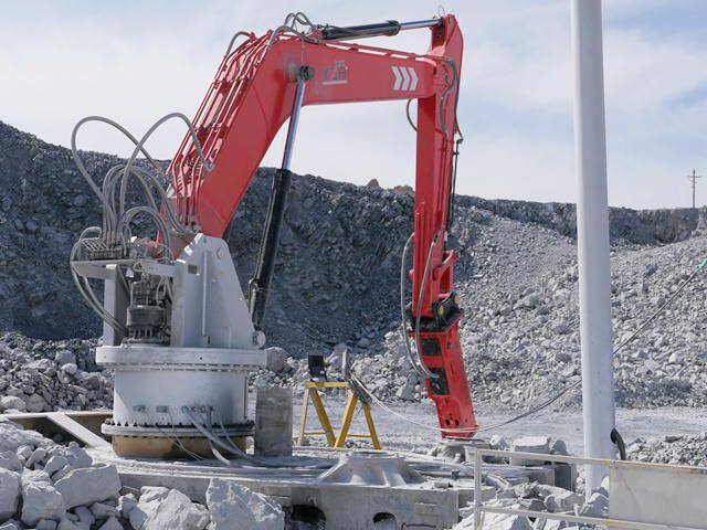 stationary rock breaker.jpg