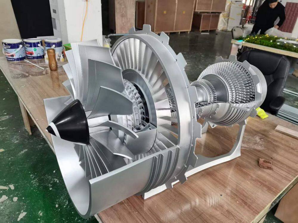 Engine model manufacturer