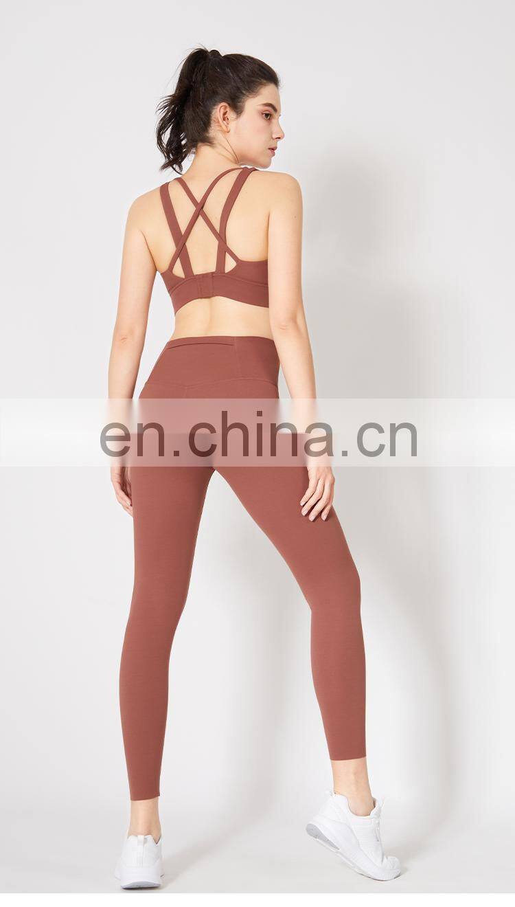 New Design Slim Fit Sports Gym Set Women With Custom Logo High Quality Sports Wear