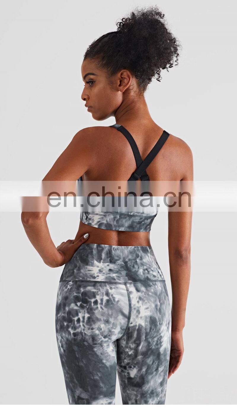 2022 Tie Dye Custom Women Nude Yoga Bra For Running Athletic Shockproof Padded Sports Bra