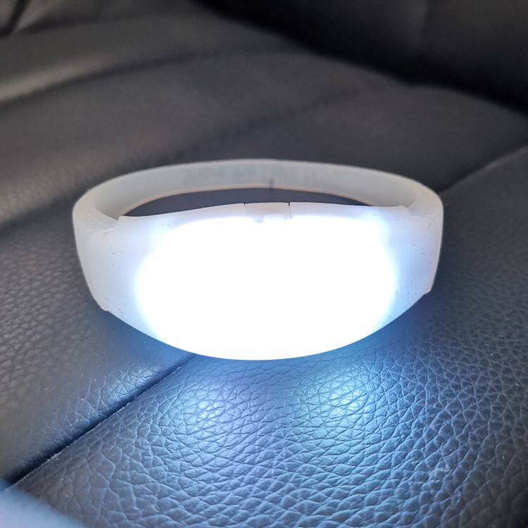 Big Concerts Party Favor LED Glowing Bracelets On Off Blinking Custom LED Wristband