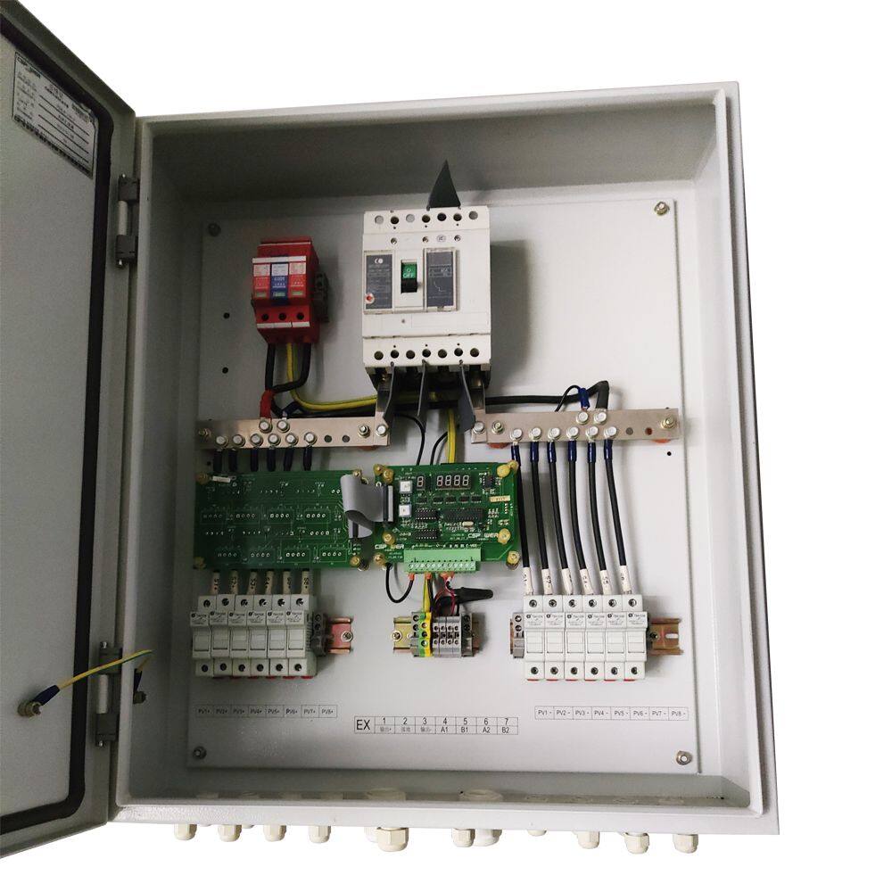 Combiner box with MCCB