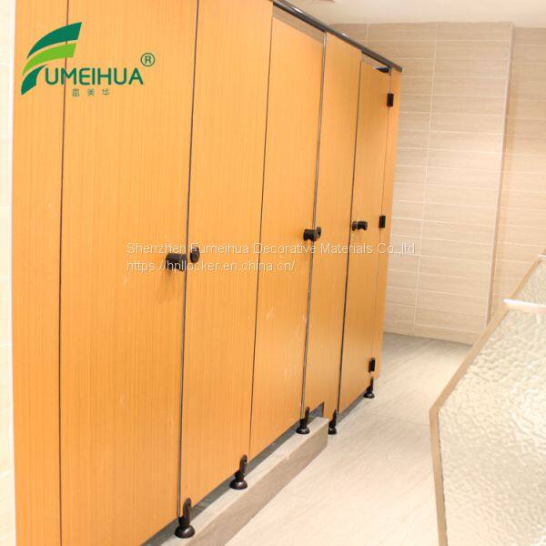toilet cubicle partition