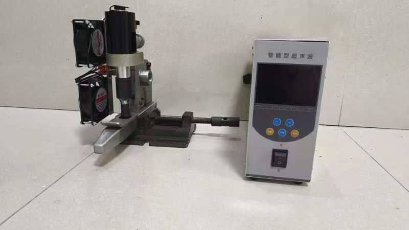 智能超声波切割机jpg