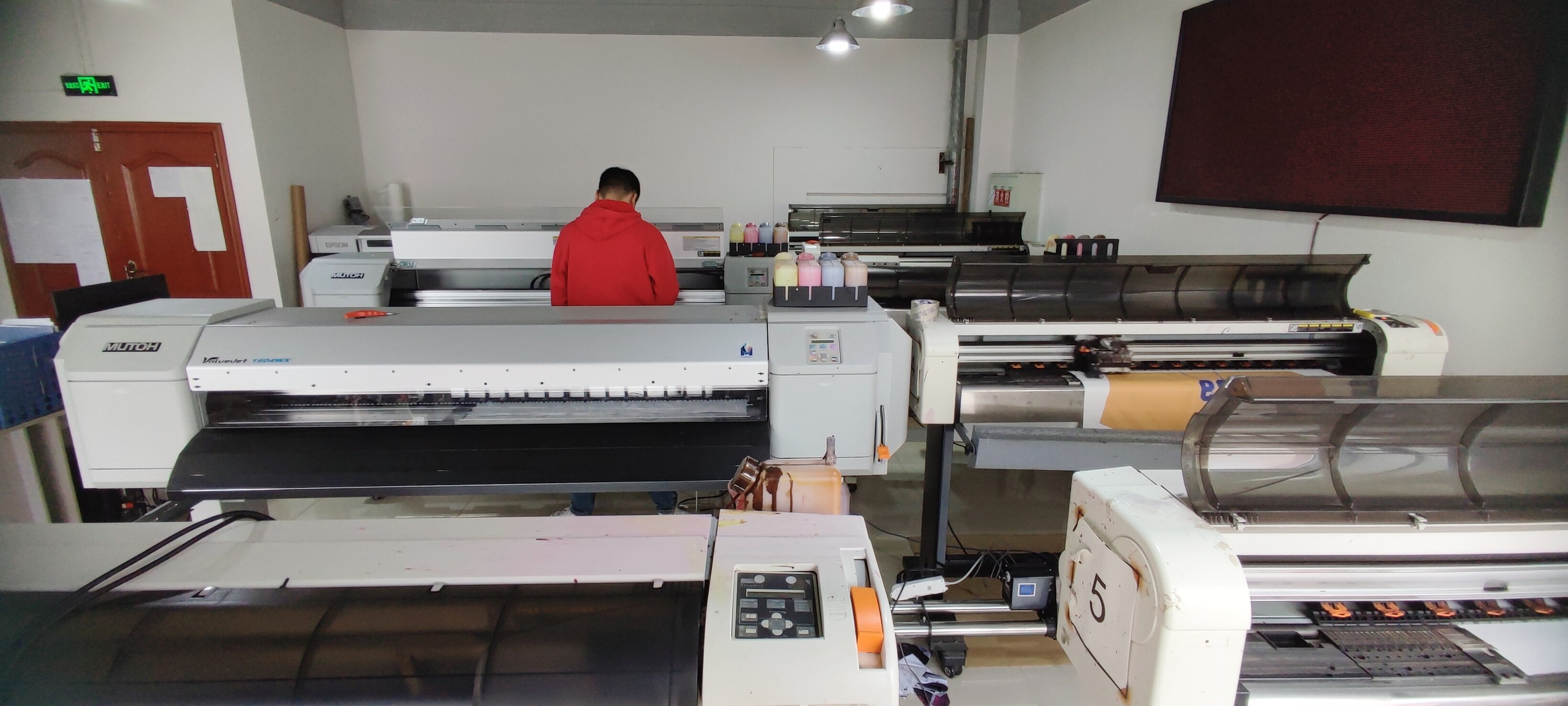 Chengdu Zhiyue Sports Goods Co. LTD company overview - view 1