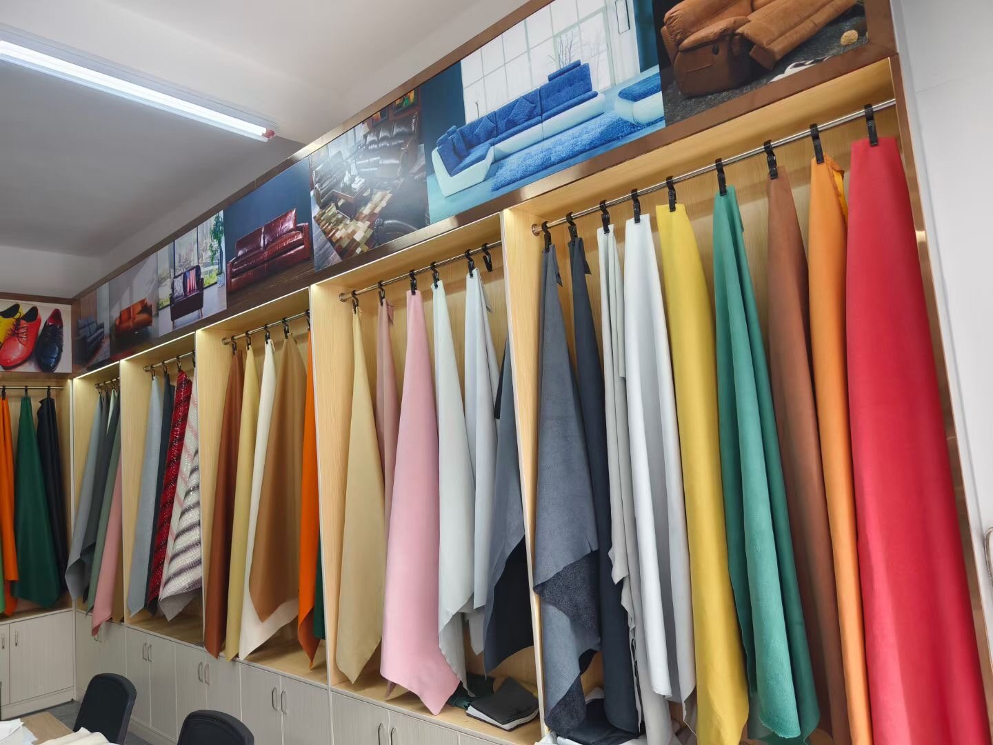 Guangzhou TongChuang LEATHER CO.,LTD company overview - view 1