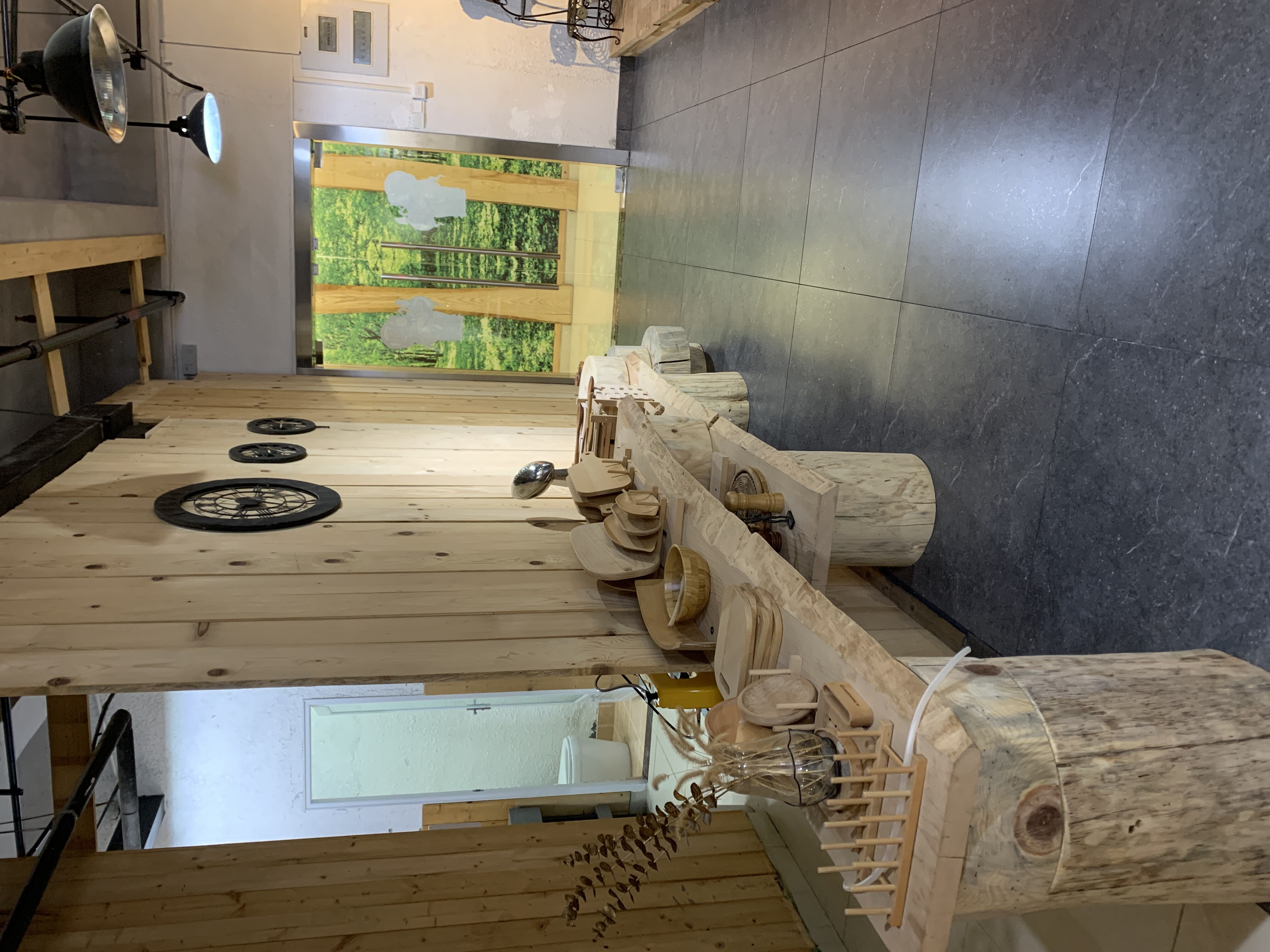 Amoy Bronze Imp & Exp Co., Ltd company overview - view 3