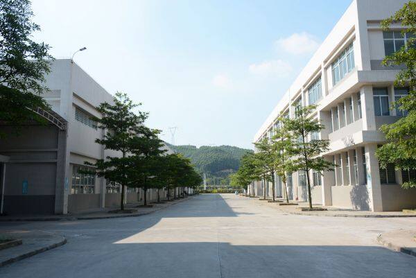 Guangzhou Shangpin Clothing Accessories Co., Ltd. company overview - view 1