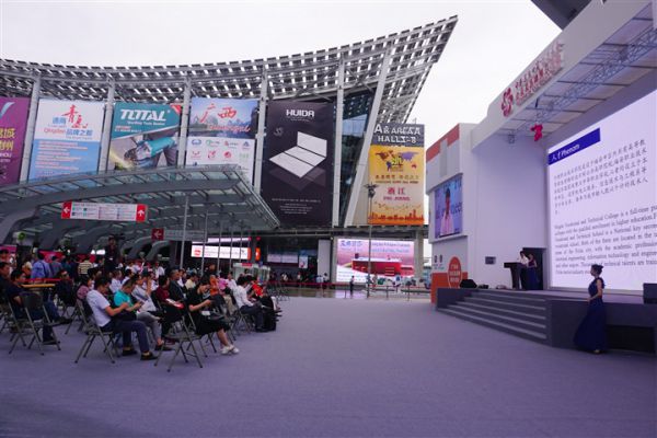 China Lutong maakt succes in de 122ste Canton Fair