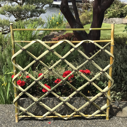 How to Build a Japanese Bamboo Fence