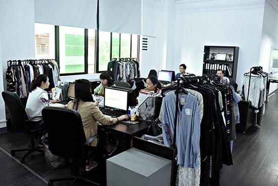 Guangzhou Yigeer Clothing Co., Ltd. company overview - view 1