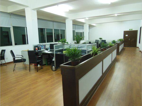 Taizhou Huangyan UTrust Mould company overview - view 2