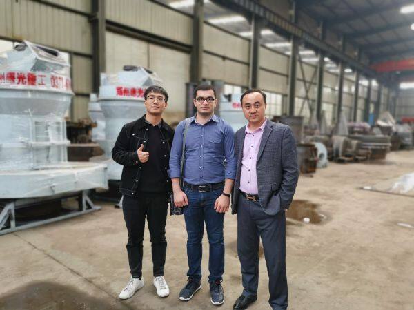 Welcome Azerbaijan customer to visit our factory