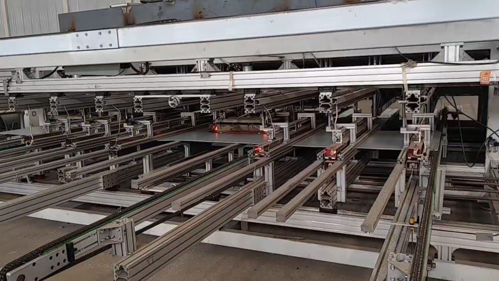 围板箱焊接机全自动07