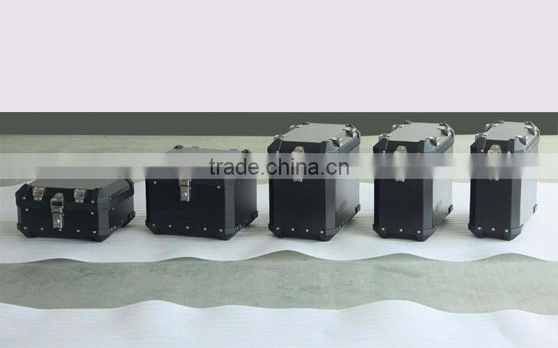 QURO Motorcycle side box 45/33L/31L , Coated black, Aluminum