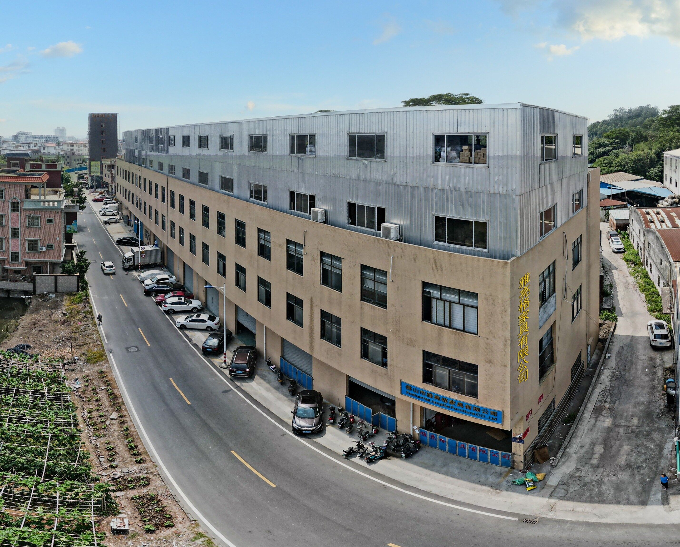 Foshan Ya Liang Ge Furniture CO., LTD company overview - view 1