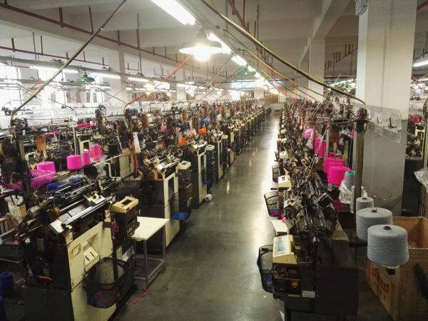 Suzhou Shuang Long Glove Co., Ltd. company overview - view 2