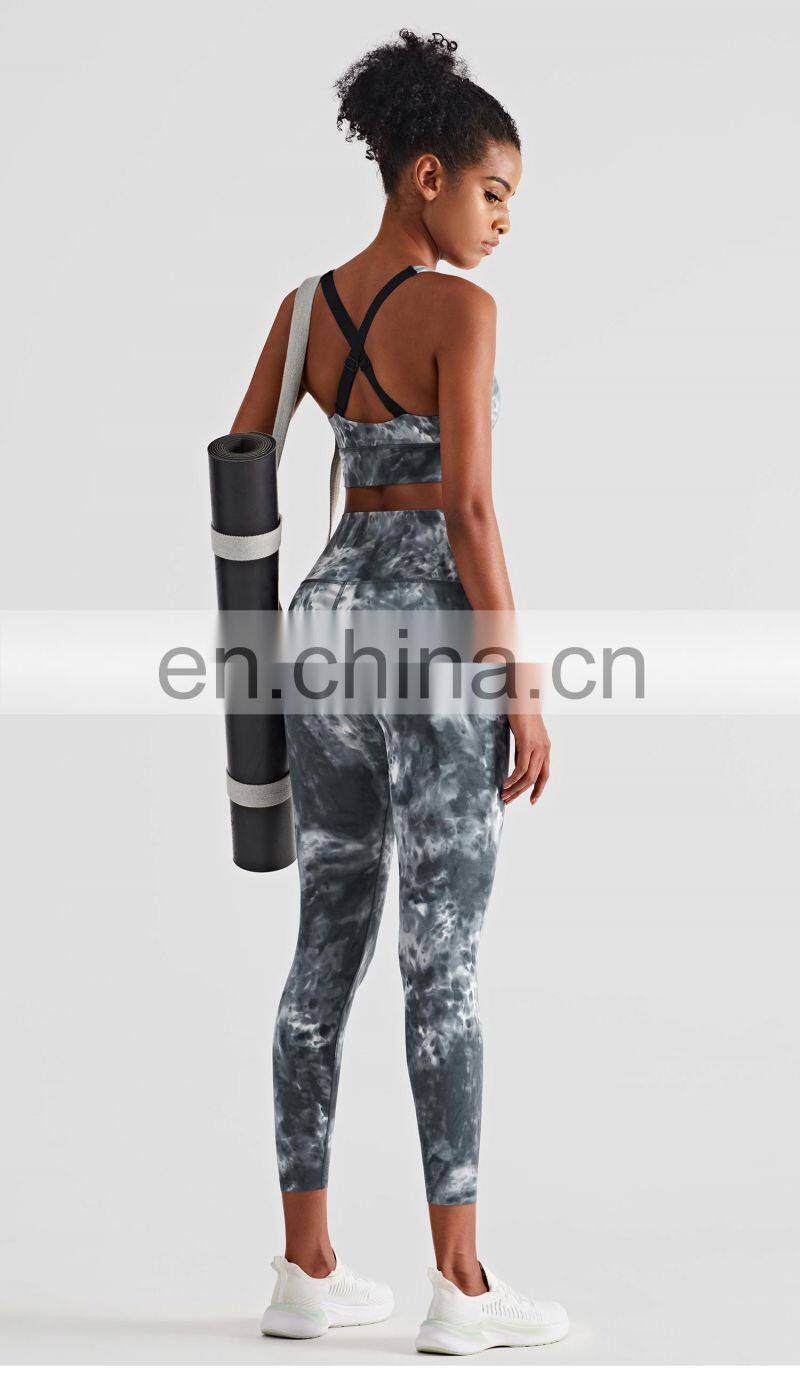 2022 Tie Dye Custom Women Nude Yoga Bra For Running Athletic Shockproof Padded Sports Bra