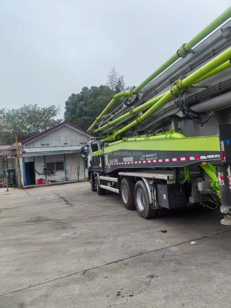 Good Quality Vacuum Suction SITRAK 59M Cement Power Steering 2021 Hot Specification  59m Concrete Pump Truck for Sale