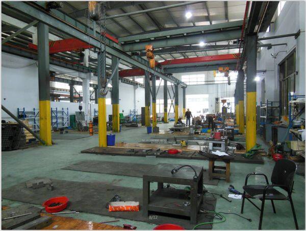 Taizhou Huangyan UTrust Mould company overview - view 3