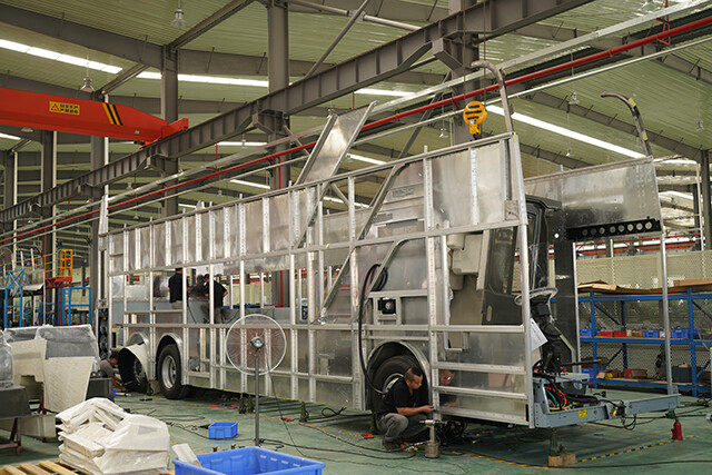 Zhuhai Guangtong Vehicle Manufacture Co., Ltd company overview - view 4