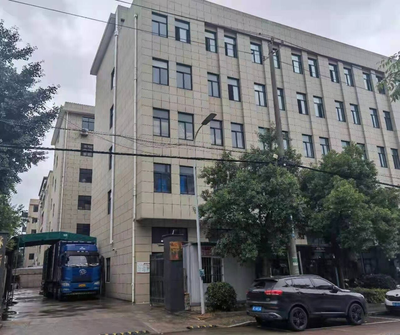 Ningbo JLL International Trade Co.,Ltd company overview - view 1