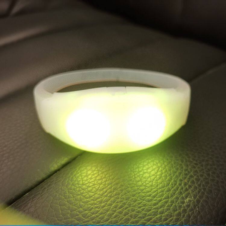 Big Concerts Party Favor LED Glowing Bracelets On Off Blinking Custom LED Wristband