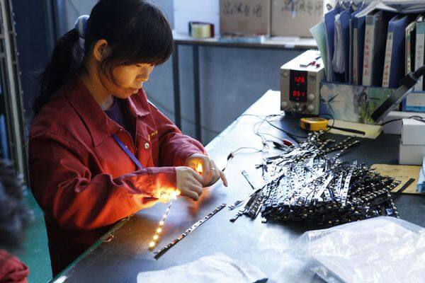 Dongguan Wufeng Electronics Co.,Ltd company overview - view 4