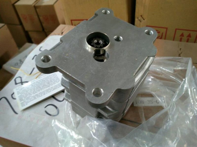 Hydraulic Oil Pump 705-41-07180 for Komatsu excavator PC35MR-2/3/PC35MR-3/PC38UU-3