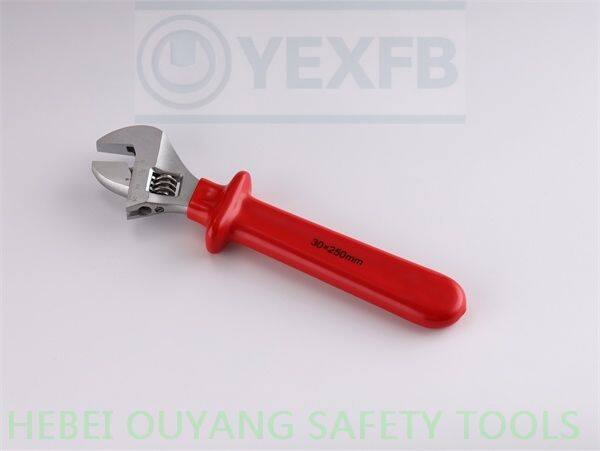 OY67402A Dipped Insulated Adjustable Wrench (1)