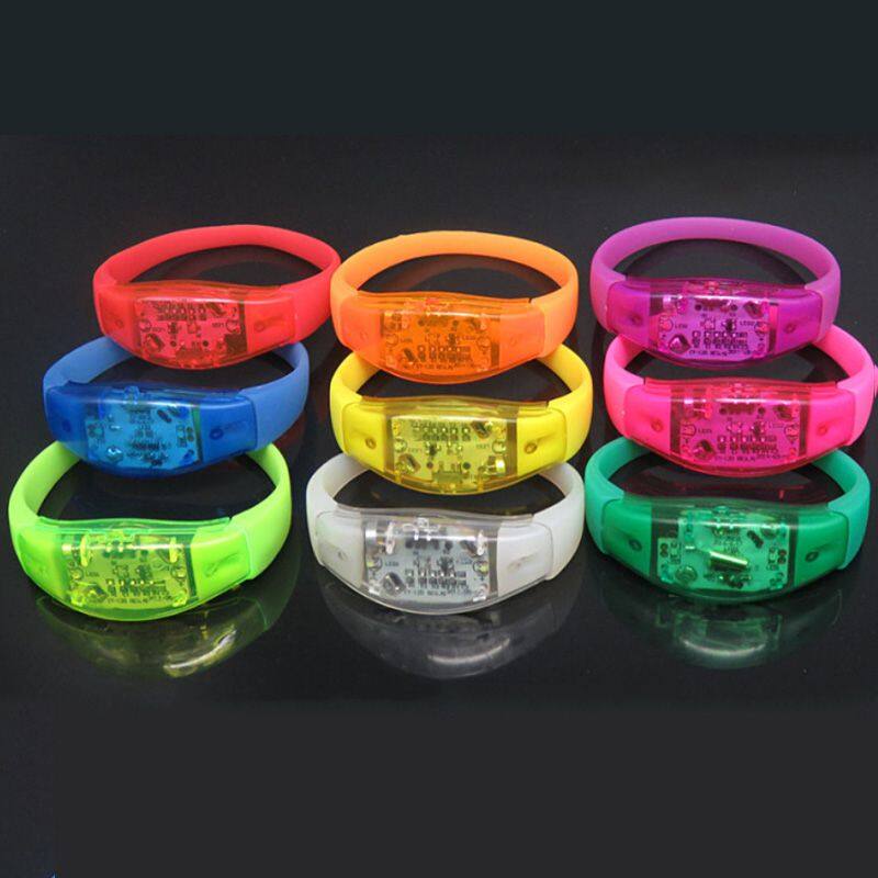 Big Concerts Party Favor LED Glowing Bracelets On Off Blinking Custom LED Wristband