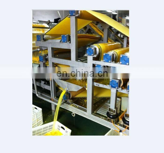 Orange juice belt extractor machine