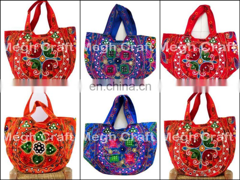Ladies Embroidery Hand Bag at Rs 260/piece | Embroidered Handbags in New  Delhi | ID: 13047786833