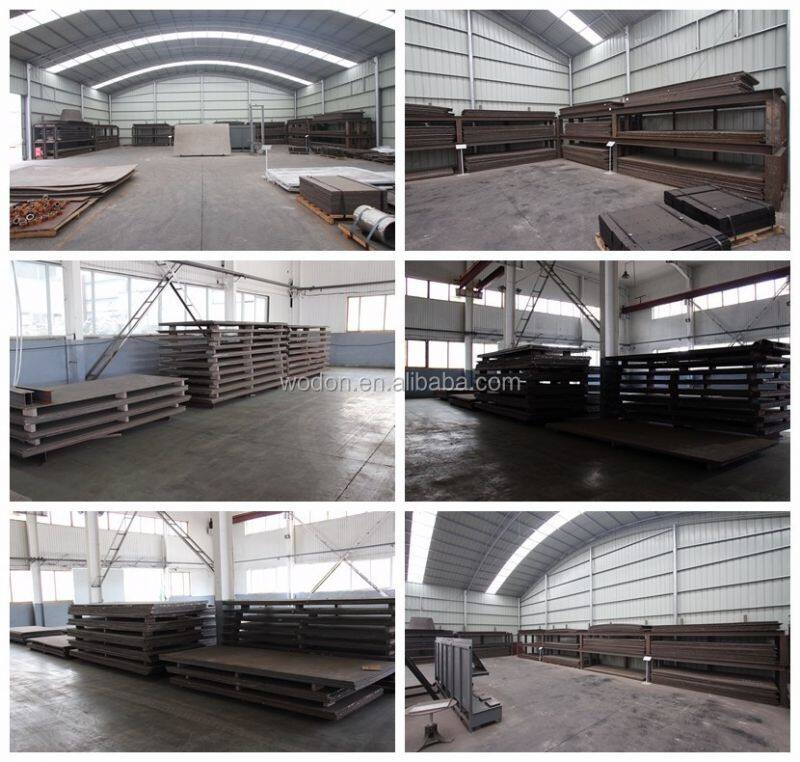 Chromium carbide overlay seamless abrasion resistant plate