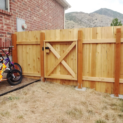 how to set up a fence (3)