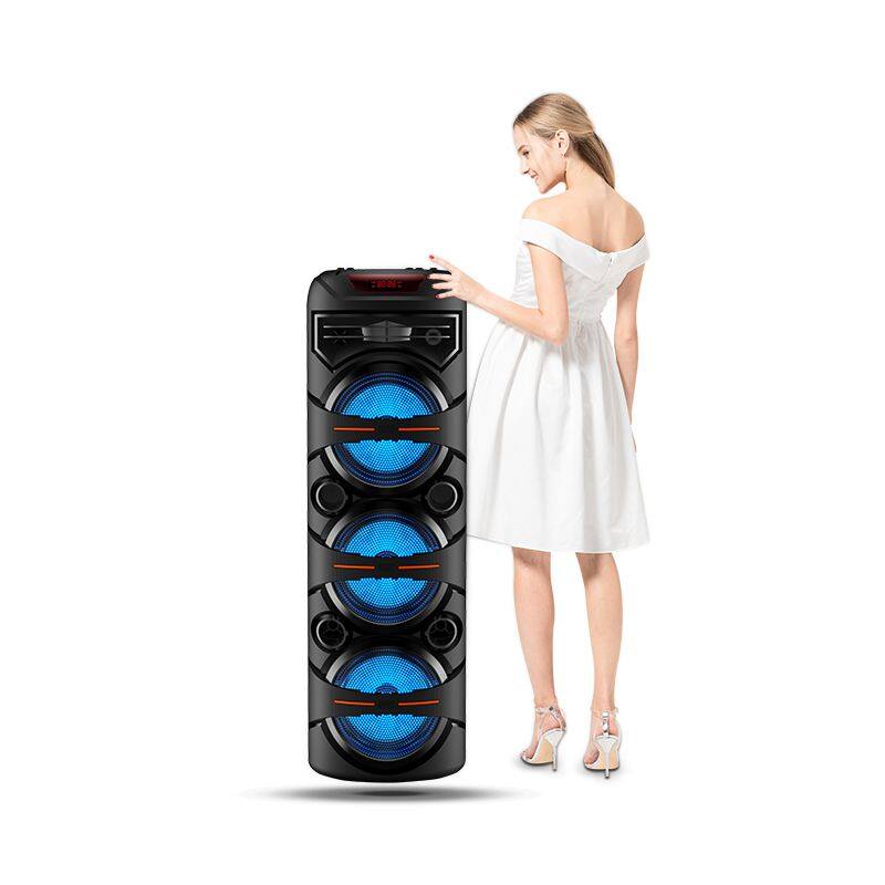 ZQS8302 Karaoke subwoofer 40W power 8*3 inch speaker wireless with mic loudspeaker for outdoor