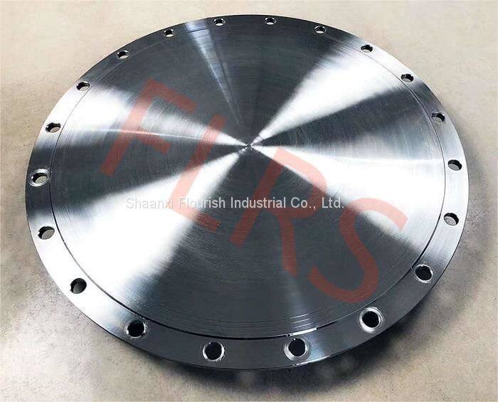 ps106456657-annealing_and_normalizing_pipe_flanges_painted_black_size_from_1_2_inch_to_24_inch_stand